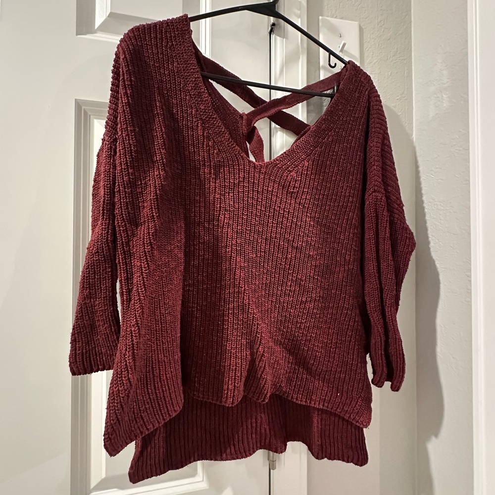 Express Shoulder Sweater 🍁